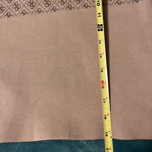 GUESS Mock neck  G Print Sleeveless Top - Picture 5 of 6